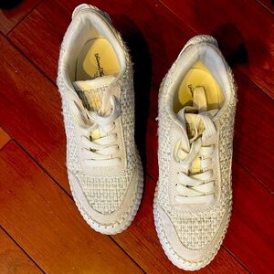 Target Universal Thread Persephone platform sneakers